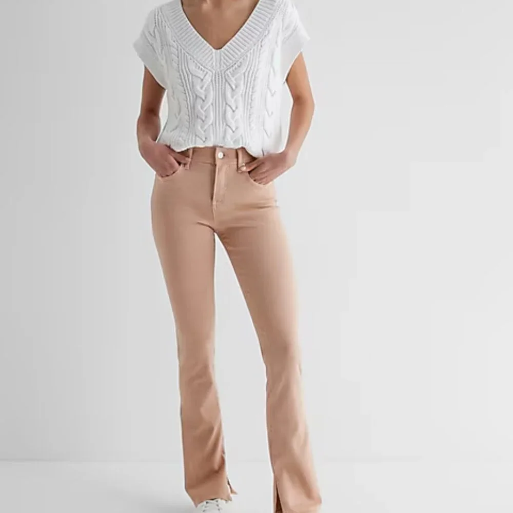 NWT EXPRESS WOMEN'S MID RISE PINK SKYSCRAPER HYPER STRETCH JEANS NUDE PINK 0 S